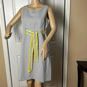 dress ,sz 8, coastal ,striped,seersucker,belted summer dress,flattering,like New